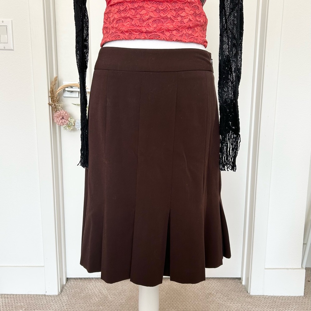 Vintage Bandolino Elegant Brown Pleated Skirt
